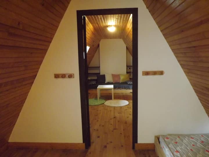 Chambres 4 et 5, en enfilade 2ème étage