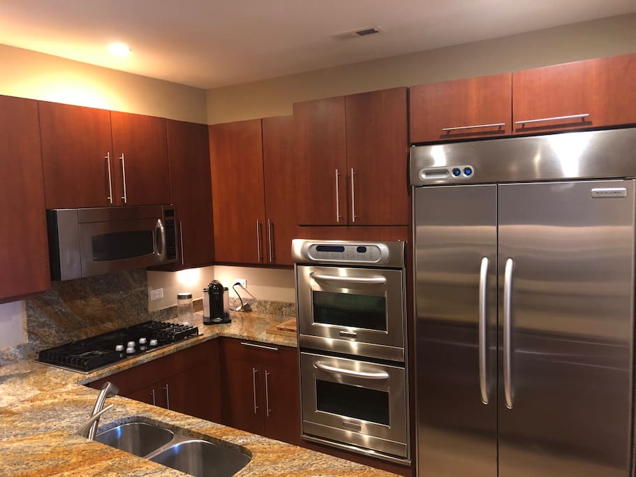 Gourmet Kitchen with Kitchen Aid Appliance (double convection oven)