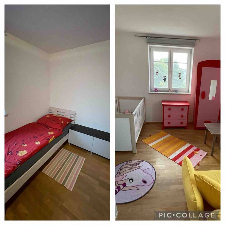 Schlafzimmer 3 - 1/2 Kinderzimmer mit Babybett andere 1/2 mit Einzelbett