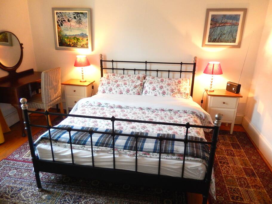Kinside bed and professionally laundered bed linen.