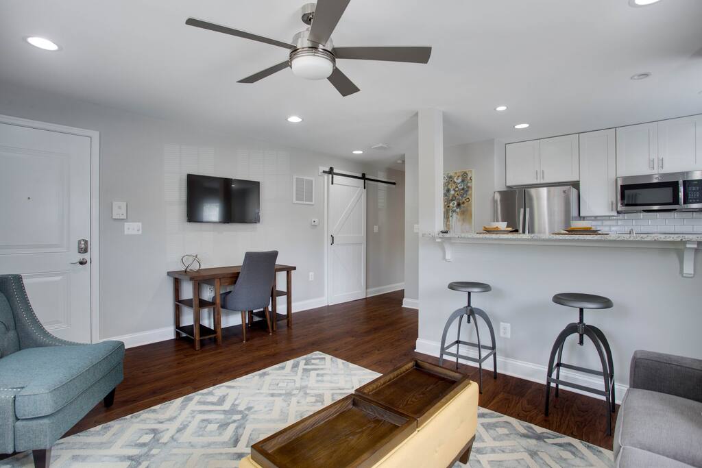 Living/Work Area