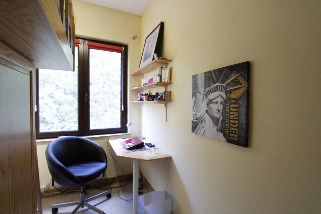 Chambre lumineuse.
