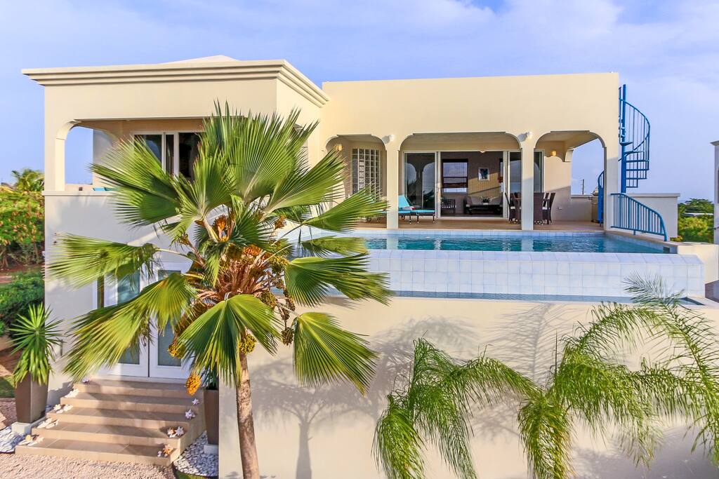 Tier 1 Luxury Oceanfront Villa