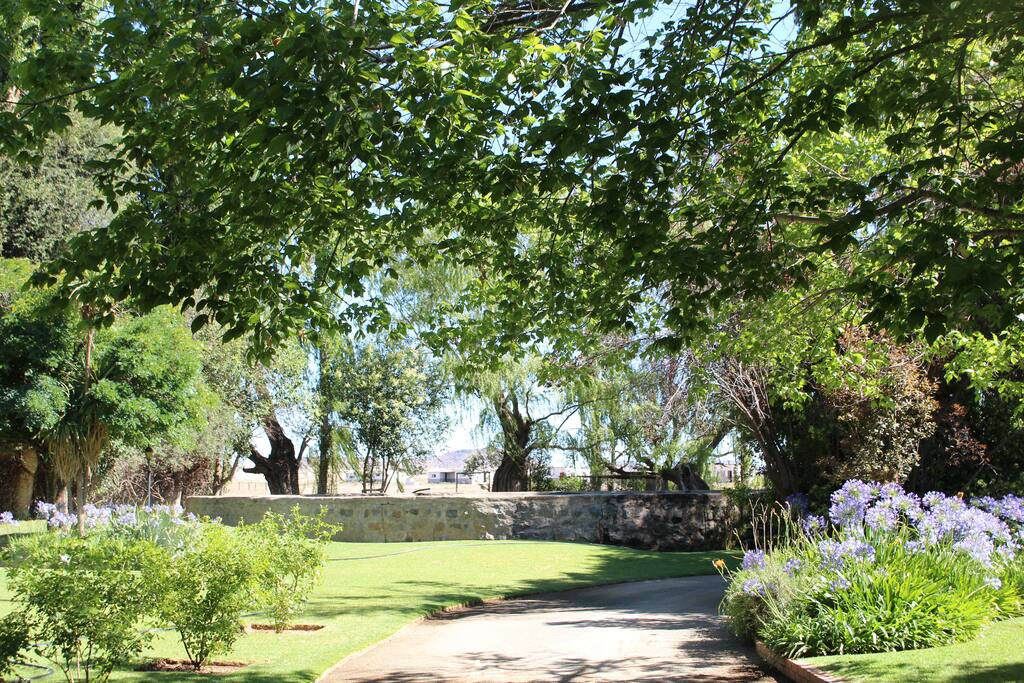 Garden Dam