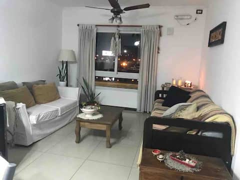 Anuncio de Airbnb popular: Excellent location, modern. en Villa Carlos Paz