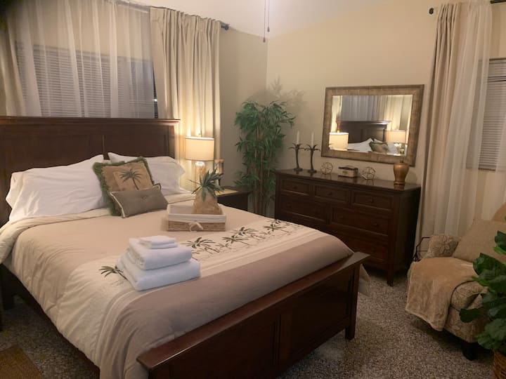 Spavaća soba za goste s bračnim krevetom (160x200) u potpunosti 