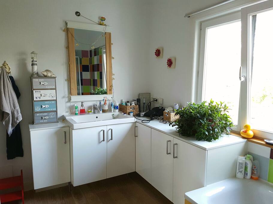 Our cosy bathroom