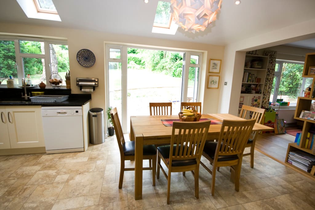 Kitchen Seating Area