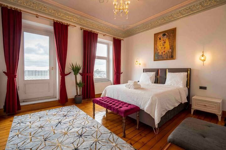 Magnificent Views/Exclusive Design/ Galata Tower gallery image 3