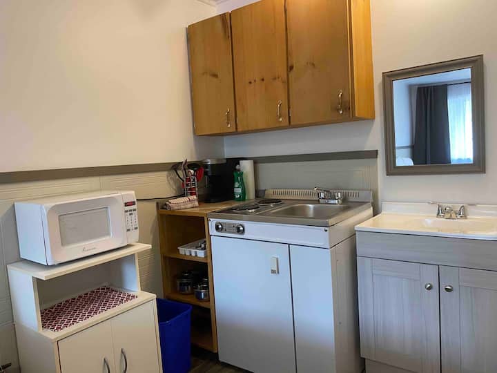 #11 Motel Camping  Ancêtres Cuisinette Vue Sur Lac - Gaspé