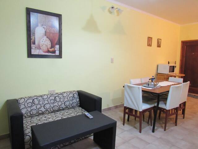Casa 3 dormitorios con Garage y Parrilla