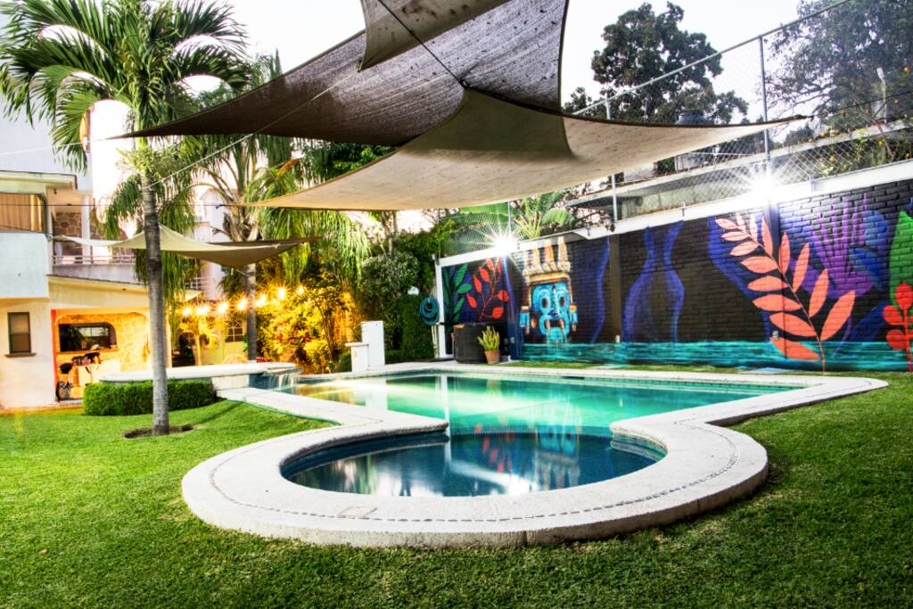 Casa con jacuzzi exclusiva alberca jardín privado