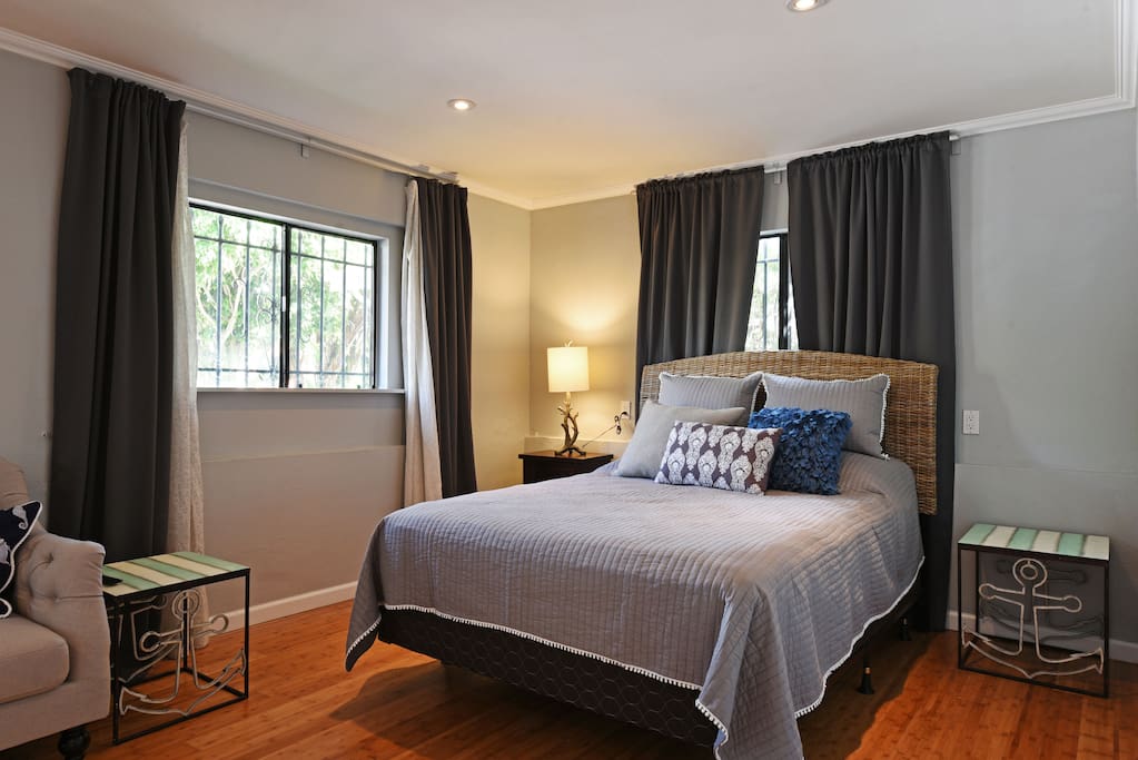 Comfy Queen Size Bed