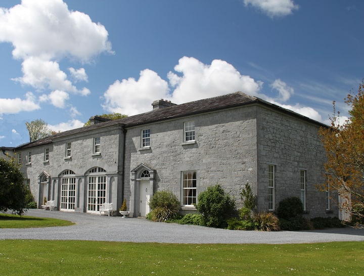 Park Castle — Park (clonmacnowen By.)