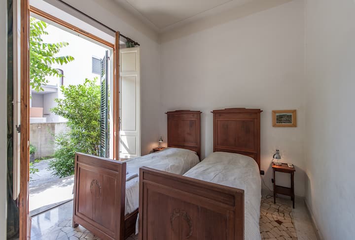 საძინებელი 2