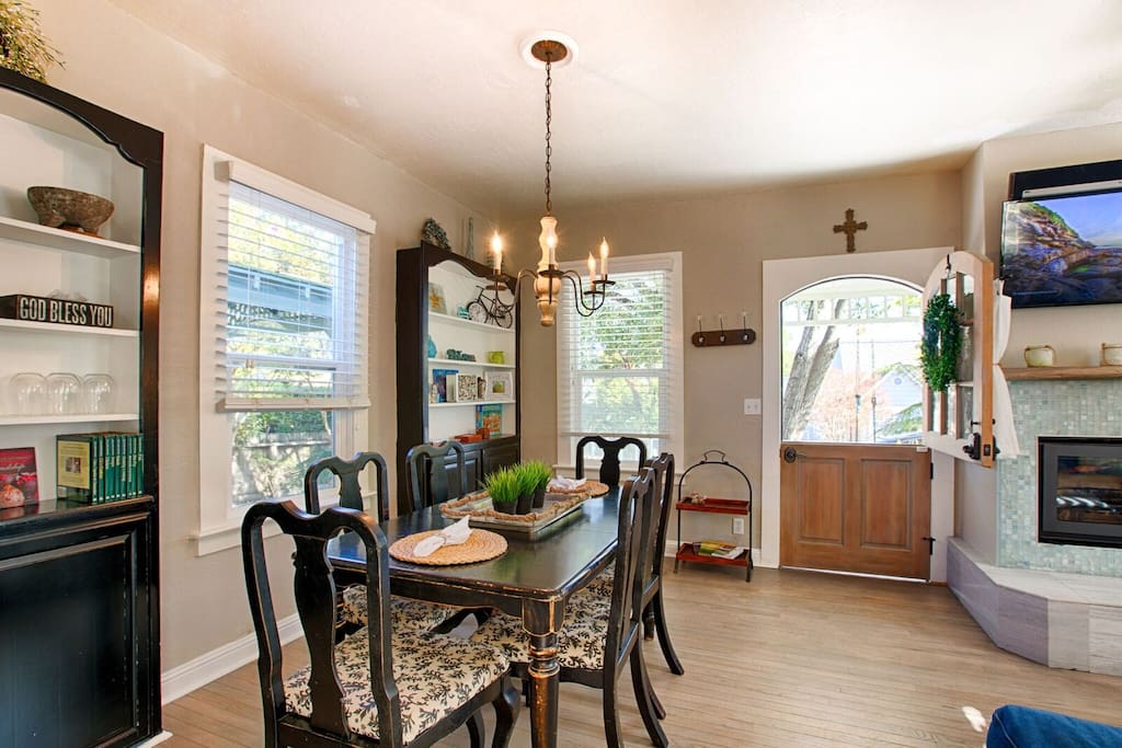 Open dining room with seating for 6