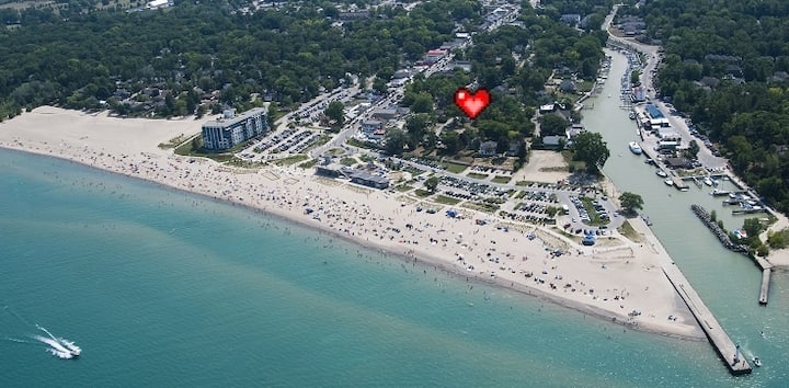 The Beach House Grand Bend