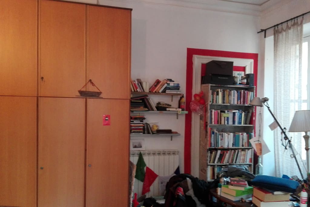 Wardrobe in the room (half of it available)