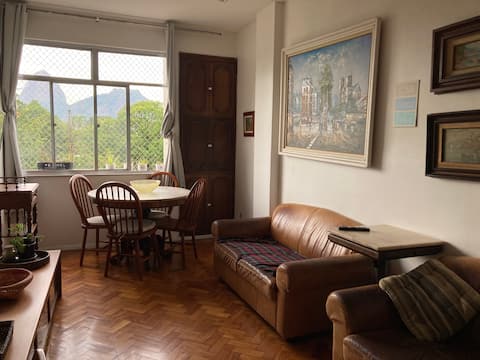 Apartment with full view with garage