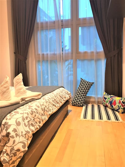Luxe Orchard Central 3BR