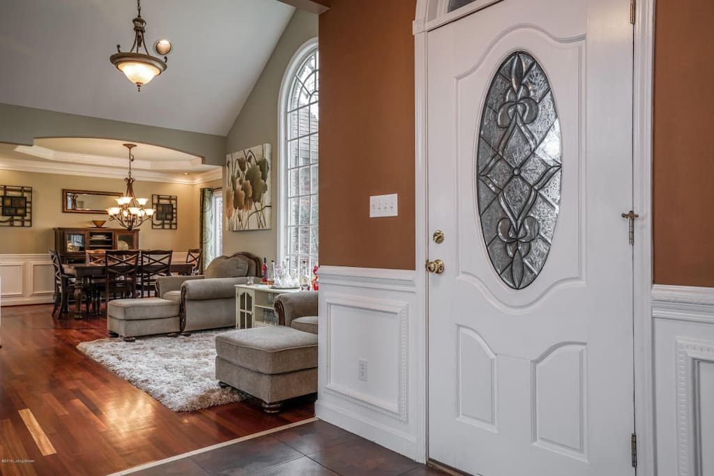 Foyer and sitting area
