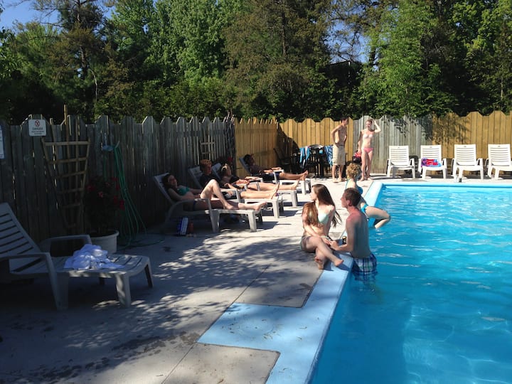 Entire Private Grand Bend Family Cottage heat pool Cottages for Rent