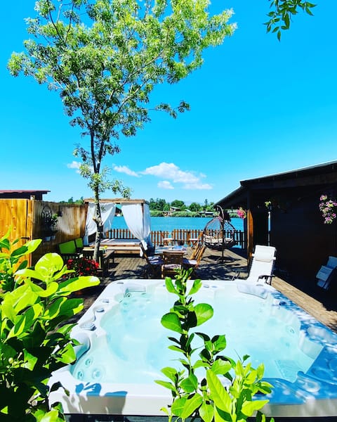 Ada Bojana Vintage Chalet with Jacuzzi