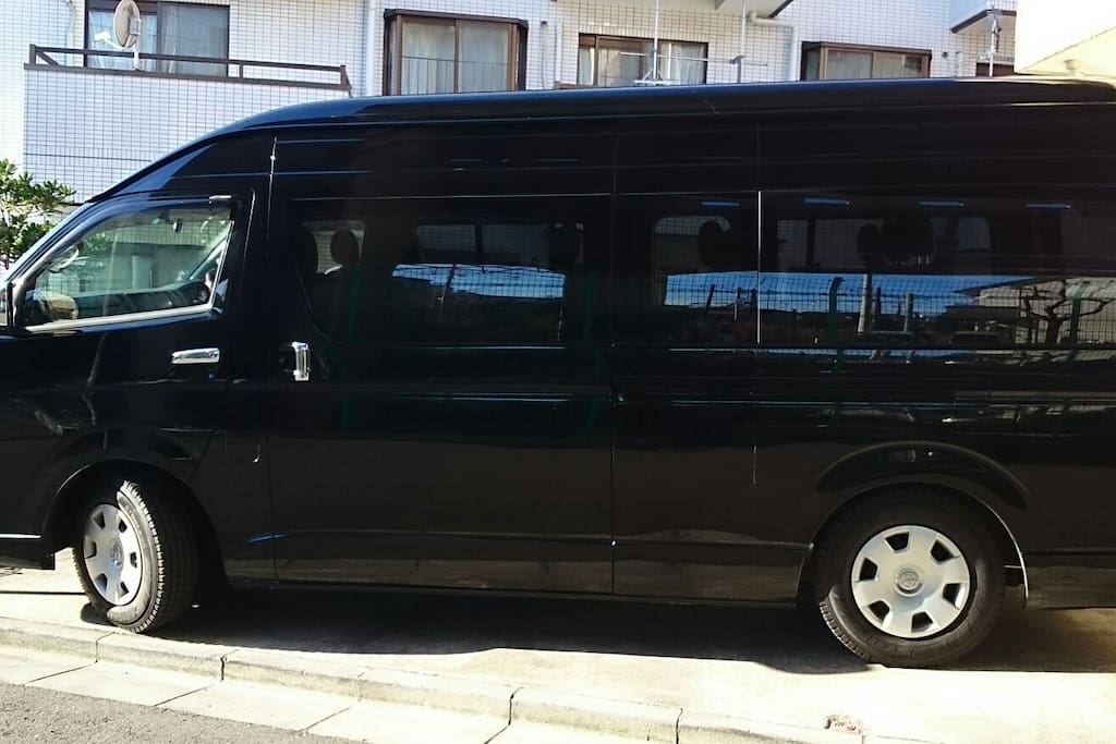 Ask availability of Free PICK UP from Haneda Airport before making a reservation. This van can be chartered (with a driver) at a reasonable price.