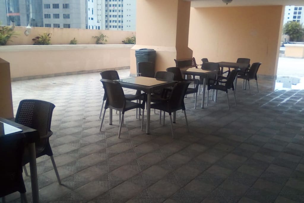 Área Social piscina y Gimnasio.