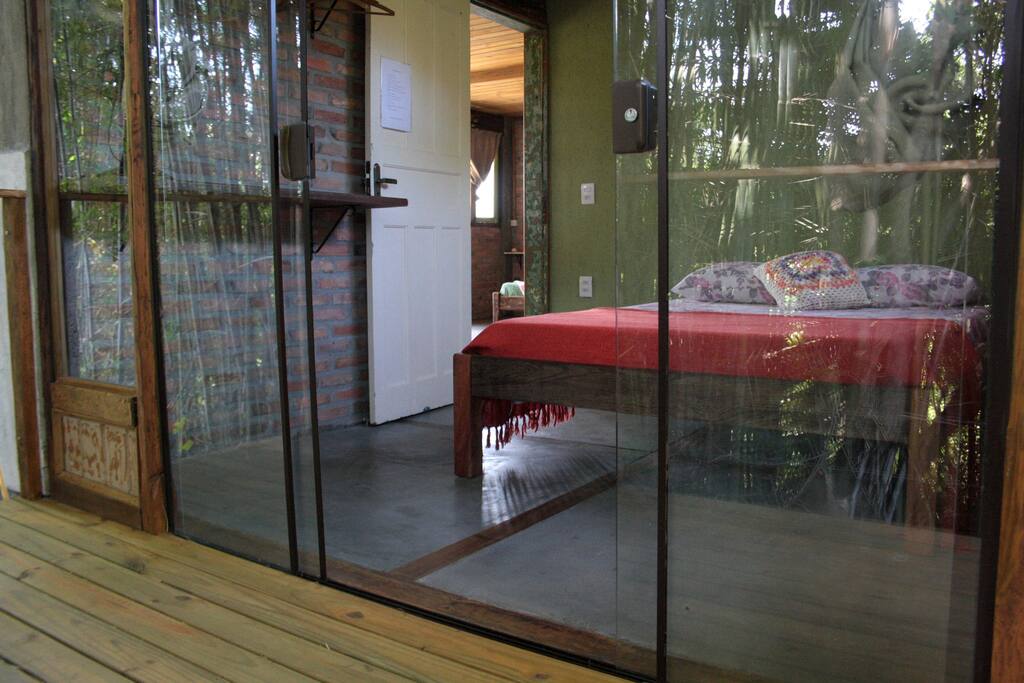 Quarto com sacadinha