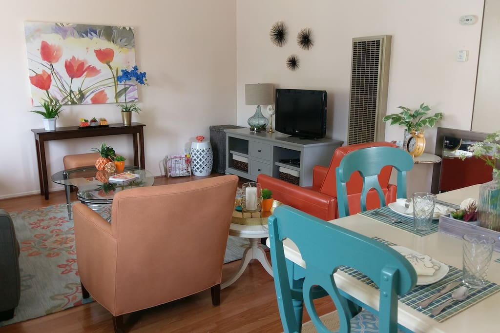 The Arbour Apartment is a 1 bed/1 bath which can accommodate up to 4 adults.