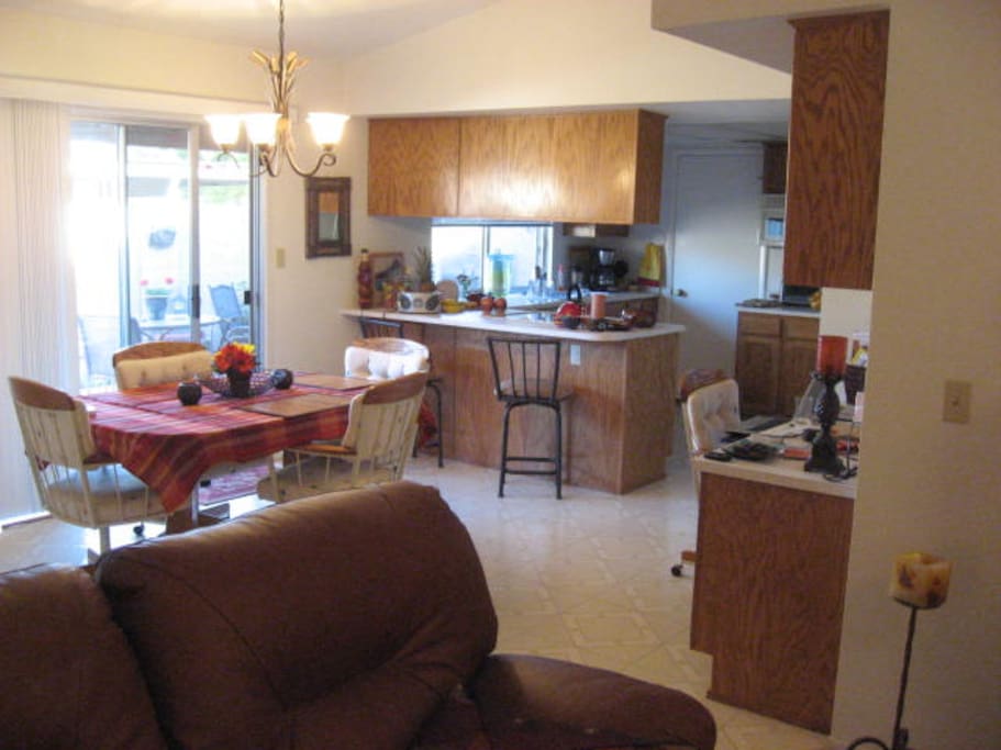 Open concept dining room and kitchen