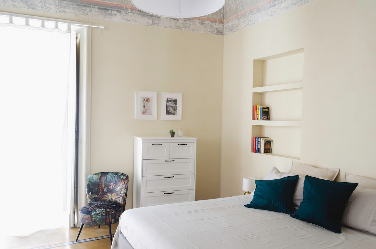 Casa Martinez - Condominiums for Rent in Catania, Sicilia, Italy - Airbnb, image size:1200x795