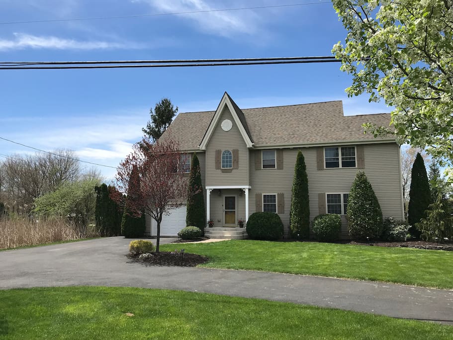 Front view of the house.