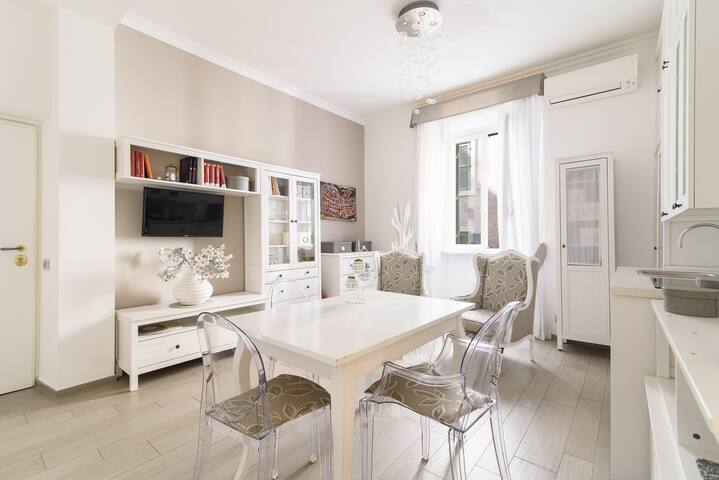 Vatican Apartment gallery image 5