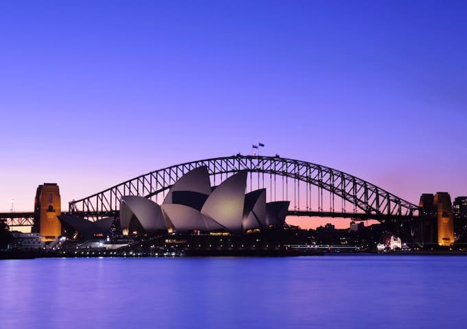Central l Pool l Rooftop Harbour Views