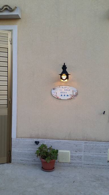 insegna b&b