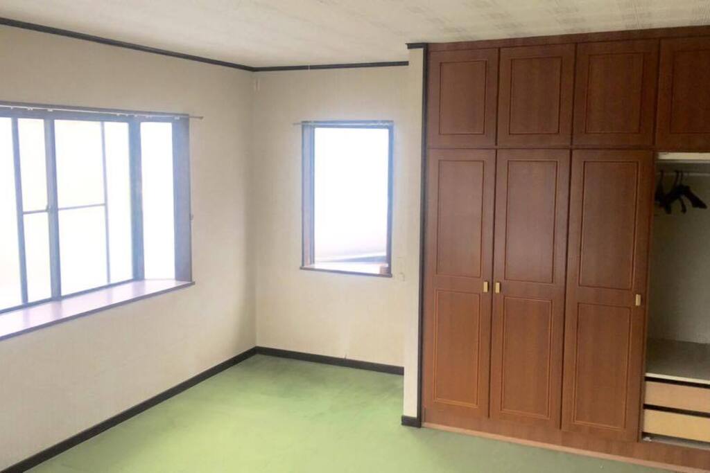 Guest Room1