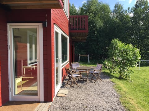 Bright, pleasant apartment in Bø