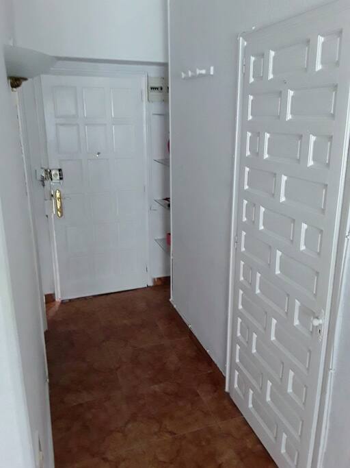 Eingang/Entrance/Entrada