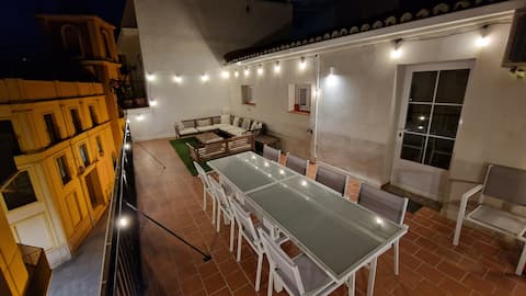 Stay Homy Málaga. Spectacular terrace, 9 bedrooms