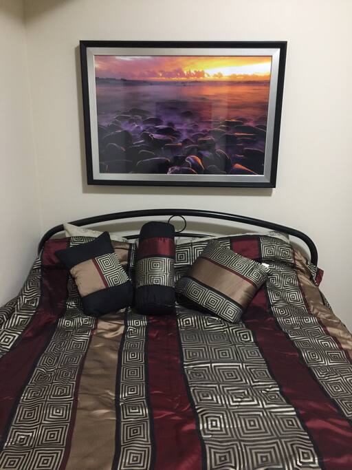 Master's bedroom with queen bed