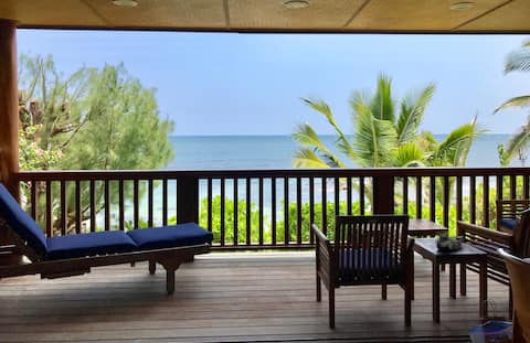 North Shore Bali Style Home on Waialua Beach