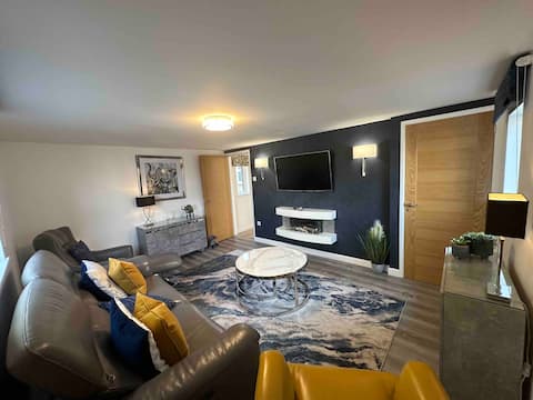 Top performing Airbnb: Paisley Cottage 2 x Ensuites sleep 4 swim & gym in Kendal