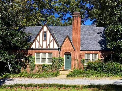 Tudor Place