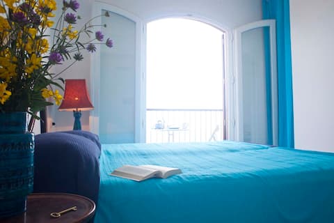 Top Airbnb: Camera Azzurra Studio in Castellabate in Castellabate