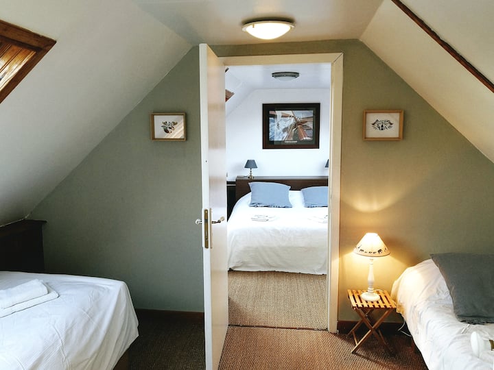 Dhoma e gjumit nr. 4 dhe 5 : kati i dytë