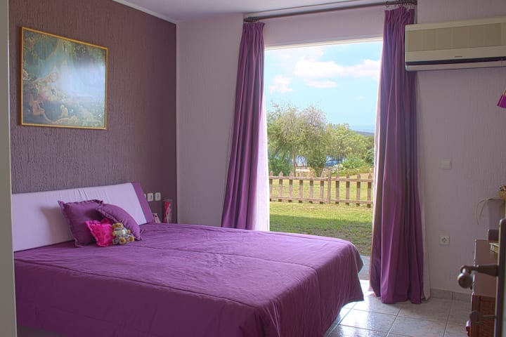 Chumba cha kwanza cha kulala