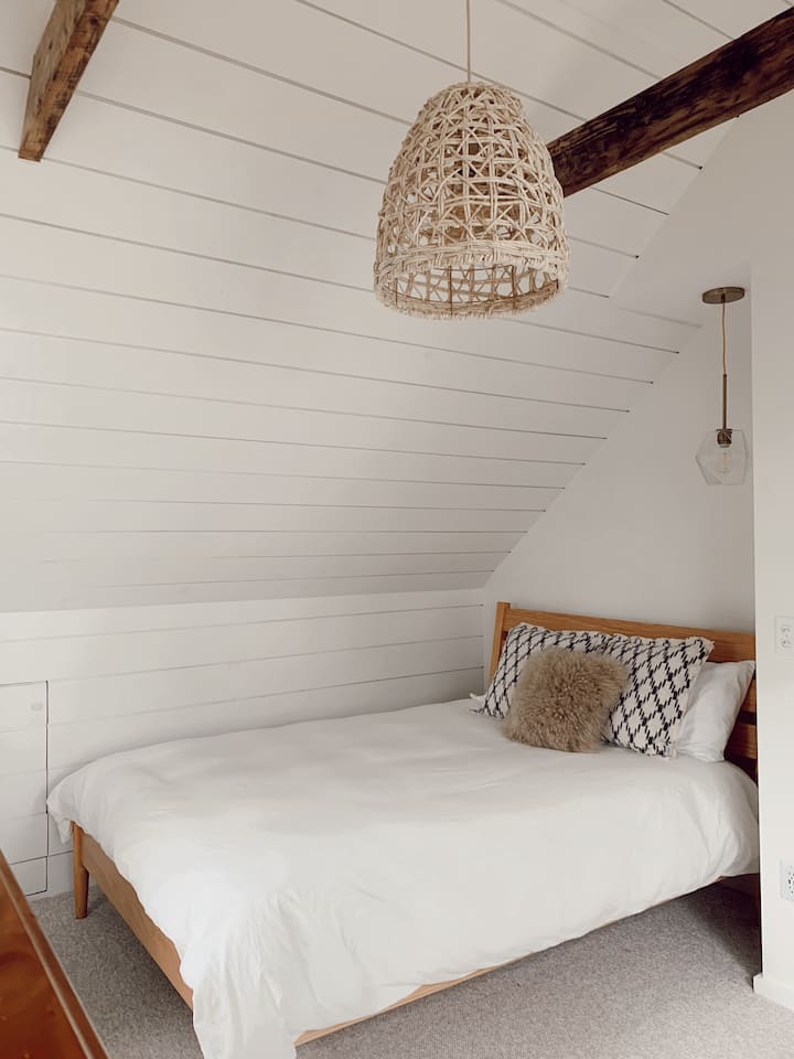 Queen bedroom #1 featuring a great view of the lake