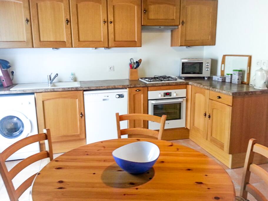 Fully-equipped kitchen